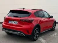 Usado Ford Focus Active 155 CV (114 kW) 2022 Rojo Utilitario
