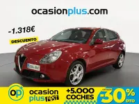 Usado Alfa Romeo Giulietta Super 120 CV (88 kW) 2018 Rojo Utilitario