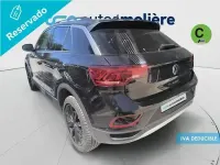 Usado VW T-Roc 150 CV (110 kW) 2023 Negro SUV