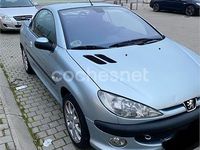 Usado Peugeot 206 138 CV (101 kW) 2002 Azul Descapotable