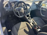 Usado Opel Astra Sportive 110 CV (80 kW) 2012 Blanco Utilitario