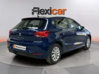 Usado Seat Ibiza Reference 75 CV (55 kW) 2018 Azul Utilitario