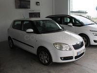 Usado Skoda Fabia 60 CV (44 kW) 2010 Blanco Berlina