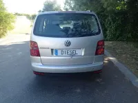 Usado VW Touran 105 CV (77 kW) 2008 Gris Monovolumen