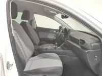 Usado Seat Leon Style 116 CV (85 kW) 2025 Blanco Berlina