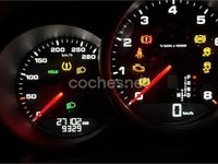 Usado Porsche Macan 245 CV (180 kW) 2020 Gris / plata SUV