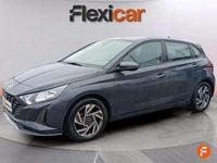 Usado Hyundai i20 84 CV (61 kW) 2024 Gris Utilitario