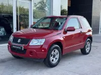 Usado Suzuki Grand Vitara City 106 CV (77 kW) 2011 Rojo SUV