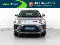 Usado SsangYong Tivoli 163 CV (119 kW) 2024 Gris / plata SUV