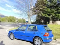 Usado VW Golf IV Highline 105 CV (77 kW) 2000 Azul Berlina