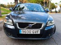Usado Volvo V50 109 CV (80 kW) 2010 Plateado Familiar