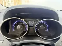 Usado Hyundai ix35 Style 136 CV (100 kW) 2011 Gris / plata SUV