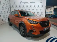 Usado Peugeot 2008 Active 100 CV (73 kW) 2021 Naranja SUV