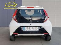 Usado Toyota Aygo X-play 72 CV (52 kW) 2021 Blanco Utilitario