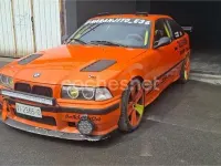 Usado BMW 325 170 CV (125 kW) 1992 Naranja Berlina