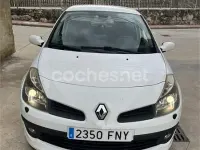 Usado Renault Clio II Dynamique 75 CV (55 kW) 2007 Blanco Berlina