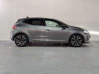 Usado Renault Clio V Techno 90 CV (66 kW) 2025 Gris / plata Berlina