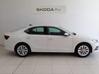 Nuevo Skoda Octavia G-TEC Ambition 131 CV (96 kW) 2025 Blanco