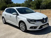 Usado Renault Mégane IV Bose Edition 130 CV (95 kW) 2018 Blanco Berlina