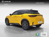 Usado Lexus LBX 136 CV (100 kW) 2025 Amarillo SUV