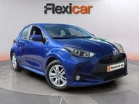 Usado Toyota Yaris Hybrid Active 116 CV (85 kW) 2021 Azul Utilitario