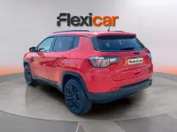 Usado Jeep Compass Night Eagle 131 CV (96 kW) 2022 Rojo SUV