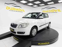 Usado Skoda Fabia 60 CV (44 kW) 2010 Blanco Berlina