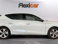 Usado Seat Leon FR 204 CV (150 kW) 2023 Blanco Berlina