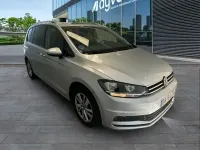 Usado VW Touran Advance 150 CV (110 kW) 2022 Gris / plata Monovolumen