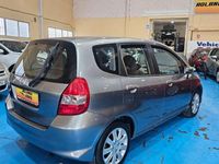 Usado Honda Jazz ES 83 CV (61 kW) 2004 Gris Utilitario