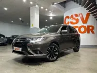 Usado Mitsubishi Outlander 202 CV (148 kW) 2018 SUV