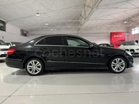 Usado Mercedes E200 Avantgarde 136 CV (100 kW) 2011 Negro Berlina