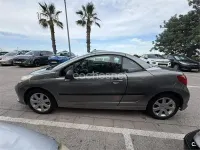 Usado Peugeot 207 CC 120 CV (88 kW) 2008 Gris / plata Descapotable