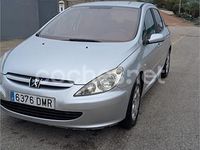 Usado Peugeot 307 90 CV (66 kW) 2005 Gris / plata Berlina
