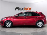Używany Kia Ceed 120 KM (88 kW) 2021 Czerwony Hatchback