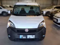Usado Fiat Doblò 90 CV (66 kW) 2021 Blanco Monovolumen