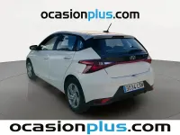 Begagnad Hyundai i20 101 HK (74 kW) 2021 Vit Halvkombi