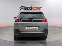 Usado Peugeot 5008 Active 131 CV (96 kW) 2019 Gris SUV