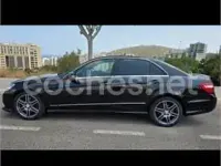 Usado Mercedes E220 Avantgarde 170 CV (125 kW) 2012 Negro Berlina