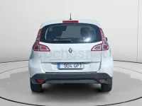 Usado Renault Scénic Expression 105 CV (77 kW) 2009 Blanco Monovolumen