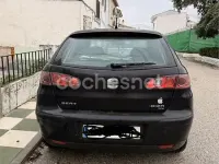 Usado Seat Ibiza Reference 100 CV (73 kW) 2005 Negro Utilitario