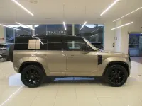 Usado Land Rover Defender 635 CV (467 kW) 2026 Marrón SUV