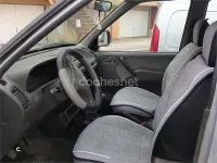 Usado Nissan Terrano 124 CV (91 kW) 1995 Verde SUV