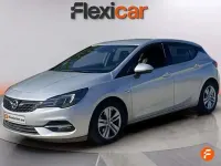 Usado Opel Astra 110 CV (80 kW) 2020 Azul Berlina
