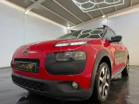 Usado Citroën C4 Feel 100 CV (73 kW) 2016 Rojo Berlina