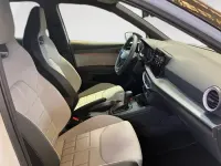 Usado Seat Arona FR 115 CV (84 kW) 2026 Blanco SUV