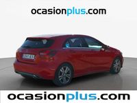 Usado Mercedes A200 Urban 136 CV (100 kW) 2016 Rojo Utilitario