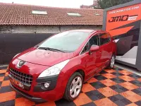 Usado Peugeot 3008 Premium 112 CV (82 kW) 2011 Granate Familiar