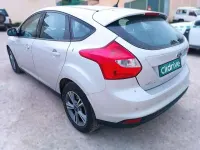 Usado Ford Focus Trend 115 CV (84 kW) 2014 Gris Utilitario