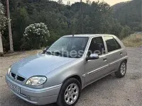 Usado Citroën Saxo 58 CV (42 kW) 2000 Gris / plata Utilitario
